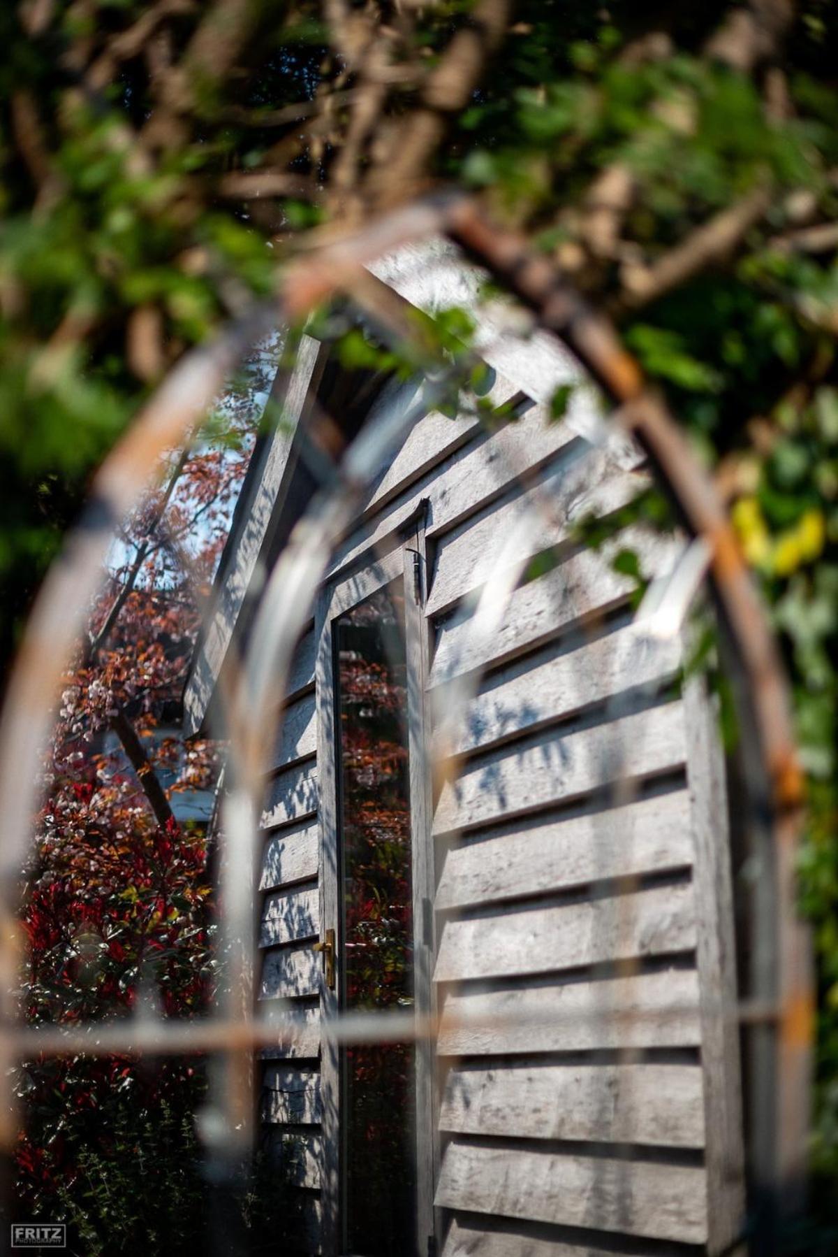 The Tool Shed Nestled In Idyllic Countryside Villa Linchmere Luaran gambar